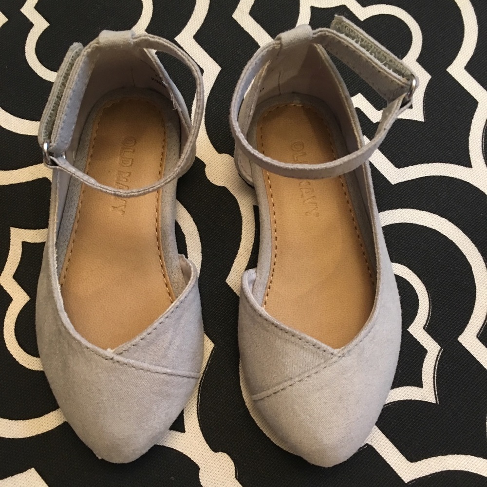 NWOT Old Navy baby/toddler gray dress shoe